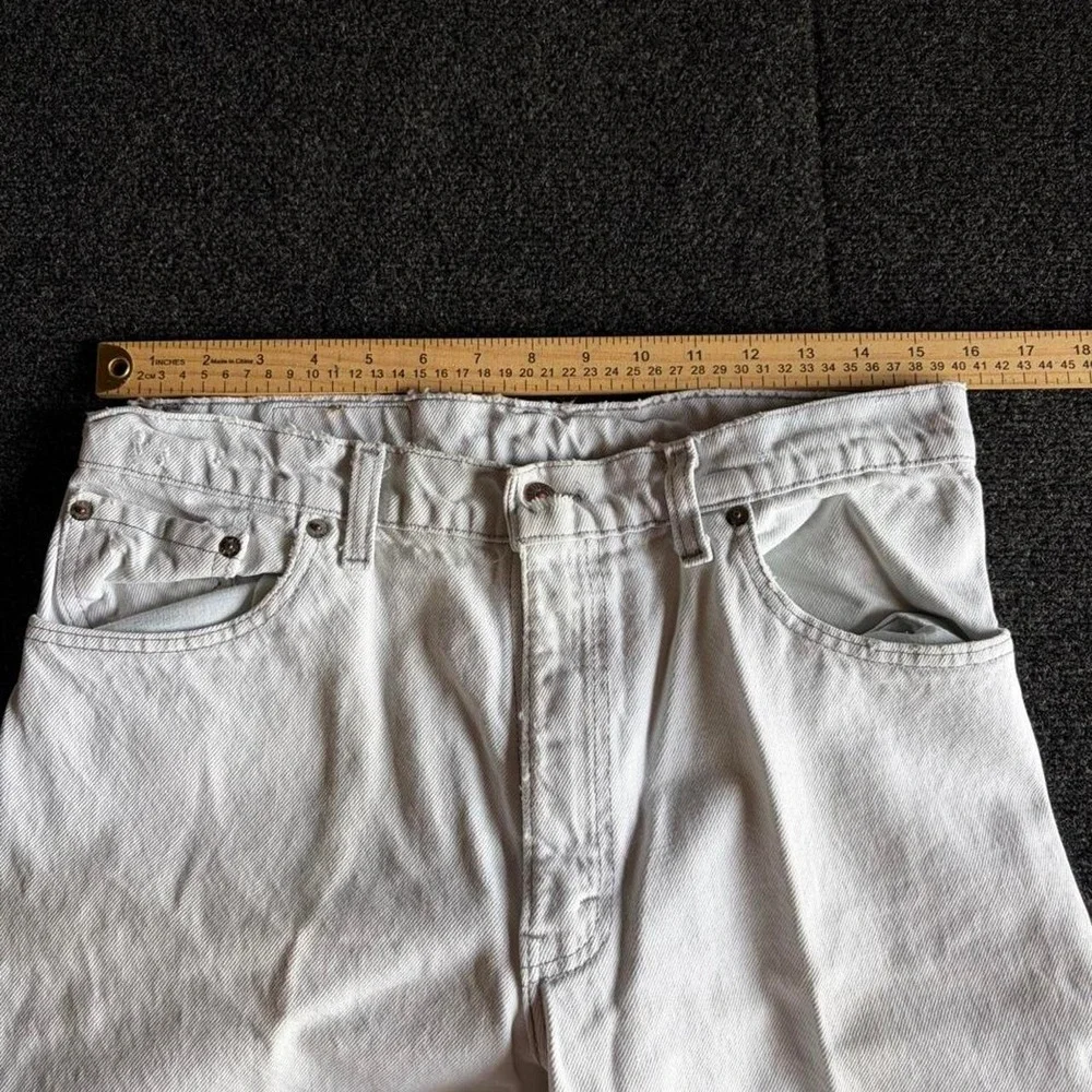 1980s-90s levis 550 white jeans